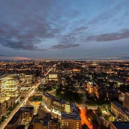 Unbelievable Penthouse View With 3 Bedrooms Toronto Kültér fotó
